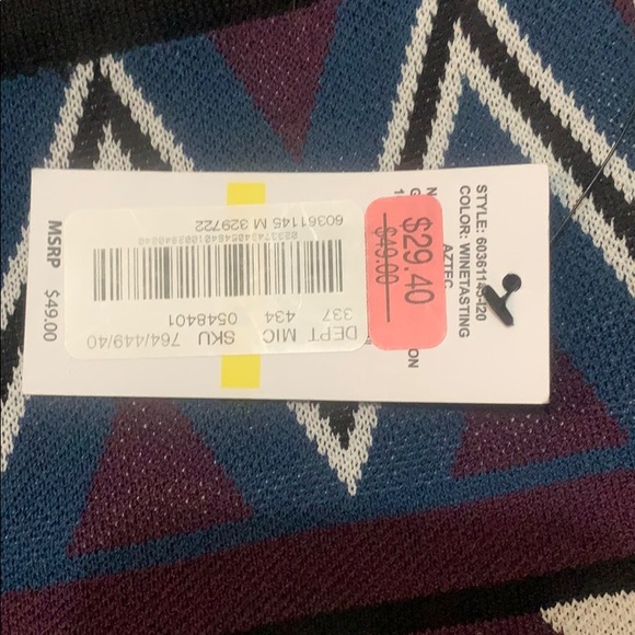 Jessica Simpson -Medium Aztec design skirt New - Picture 4 of 6